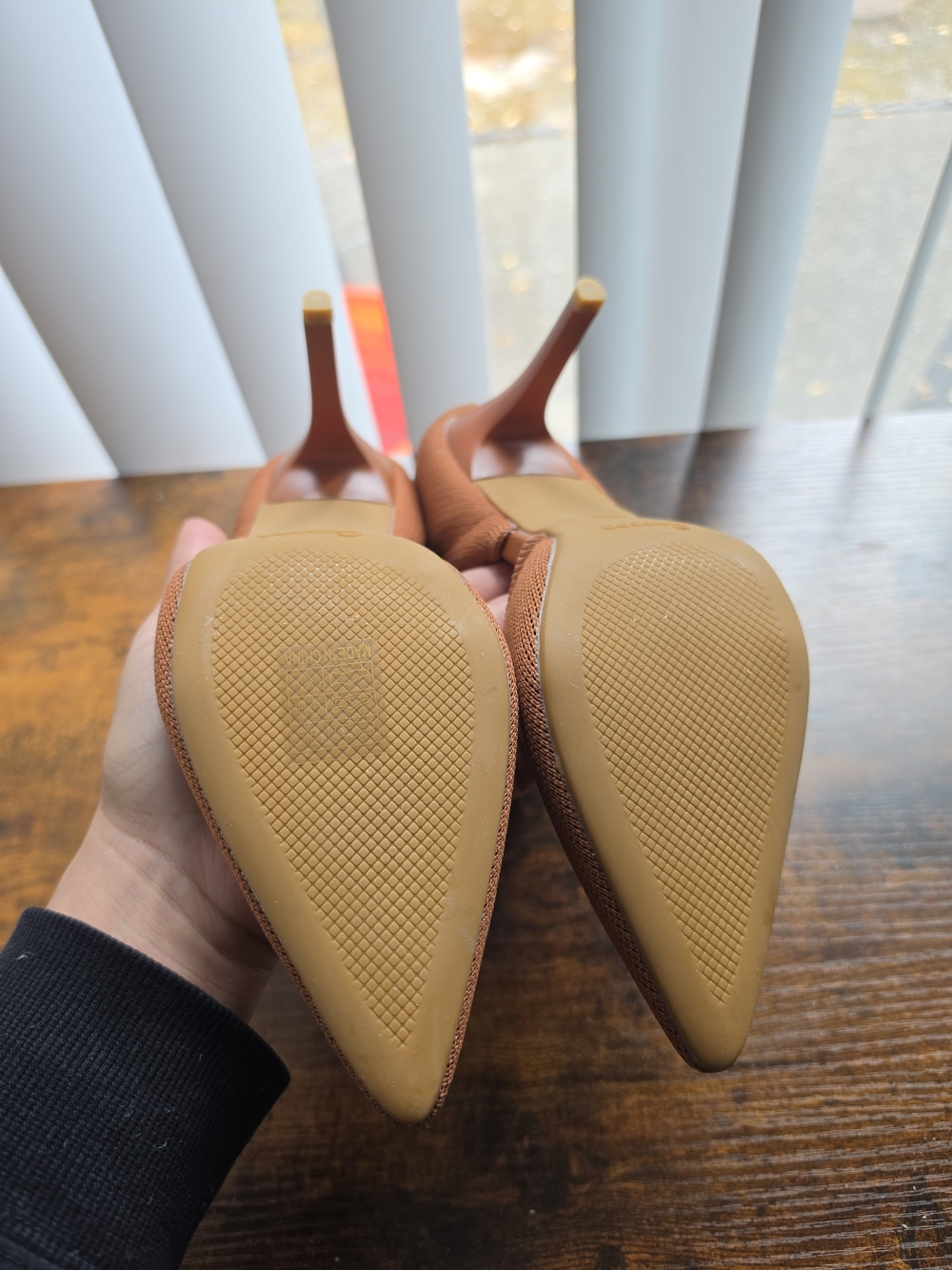 Cuccoo Knit Pointed Toe Cut-Out Bootie Heels - Picture 4 of 8